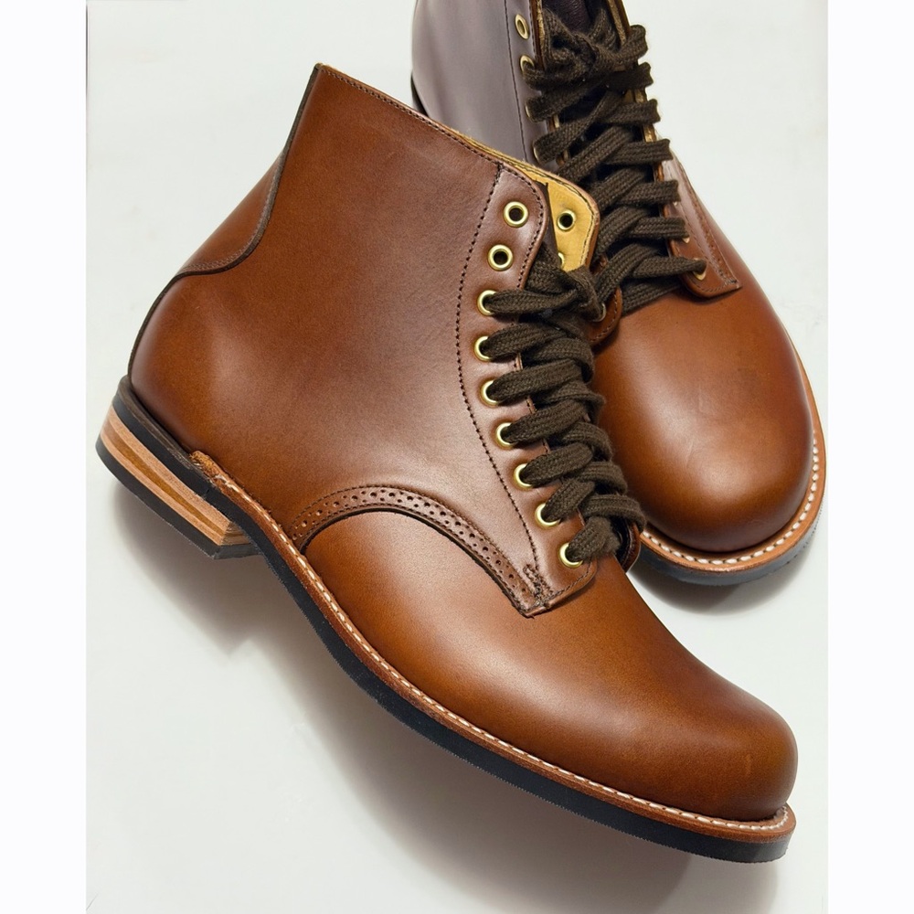 *SOLD* Canada West W.M. Moorby 2801 Leather Boot
